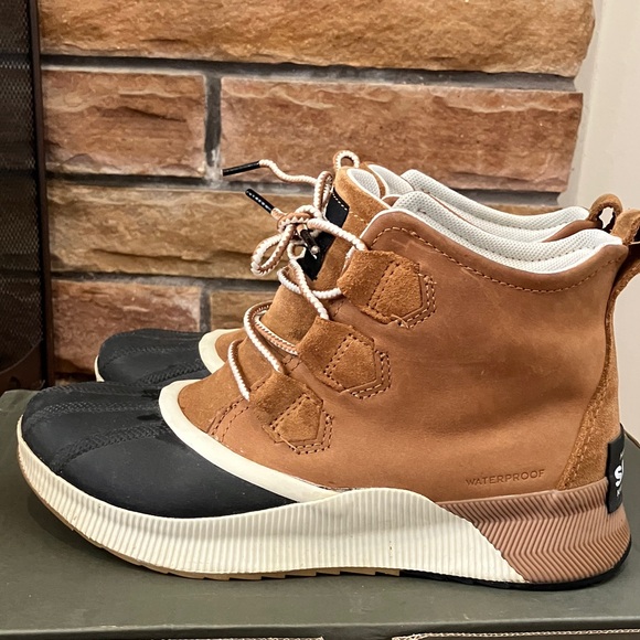 Sorel out n about rain boots - Picture 6 of 8